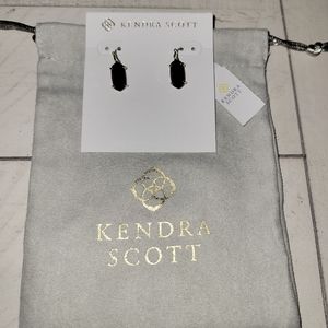Kendra Scott drop earrings (black)
